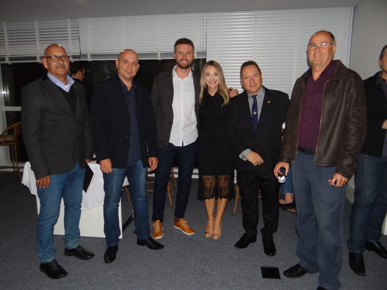 p1cg0kh1c71r2v1bu1jslgbmlke5